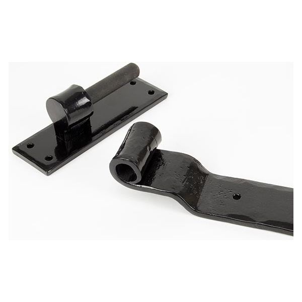 From The Anvil - Black 24" Hook & Band Hinge - Cranked (pair) - Black  - 91473