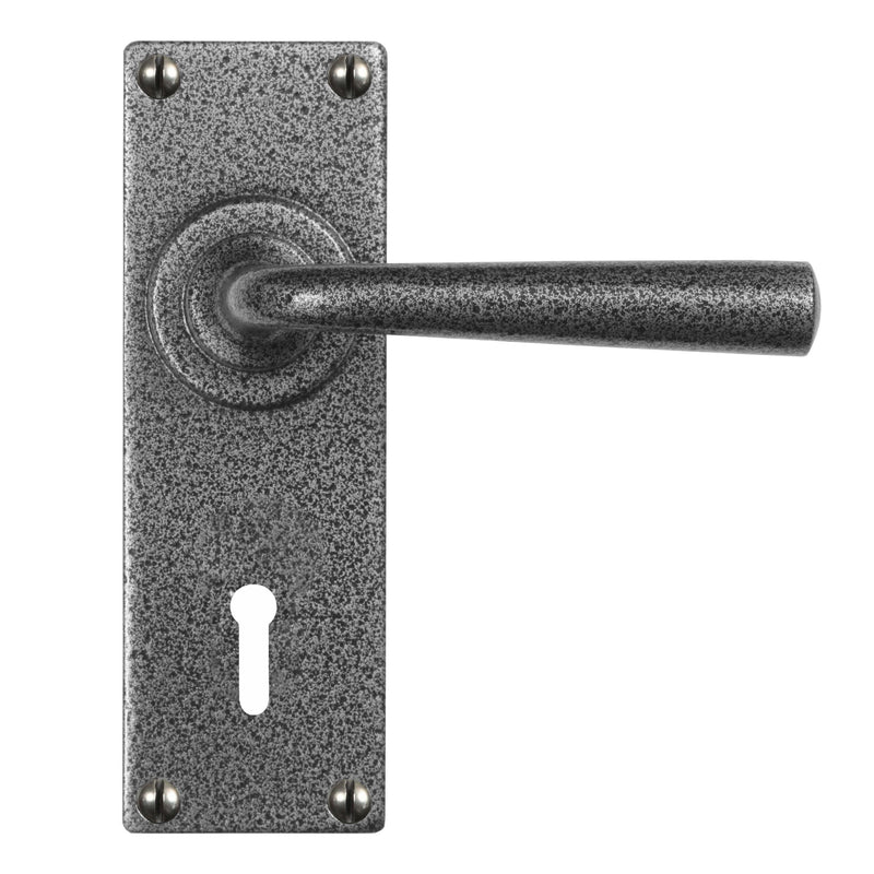 Stonebridge - Pastow Armor Coat ® Forged Steel Lever Handle on Backplate (Lock/Keyhole) - NFS604 - Choice Handles