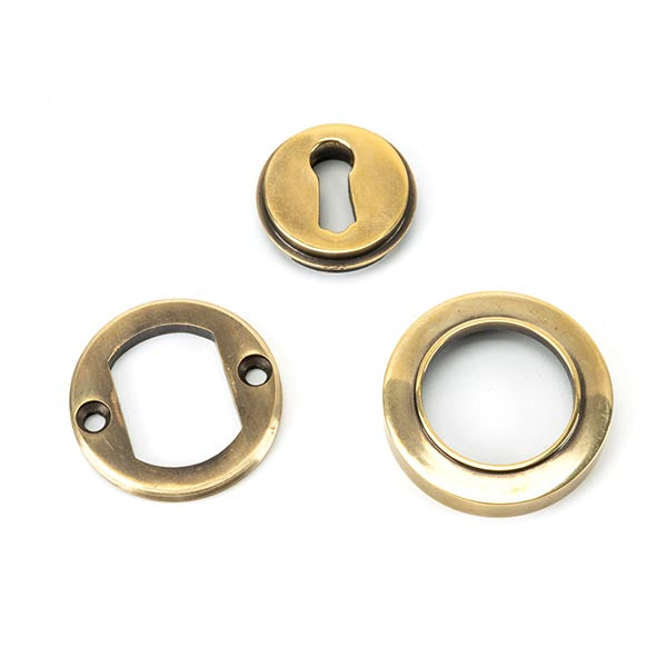 From The Anvil - Round Escutcheon (Plain) - Aged Brass - 45683 - Choice Handles