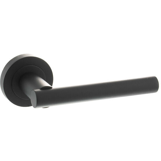 STATUS Nebraska Lever on Round Rose - Matt Black - S28RMB - Choice Handles